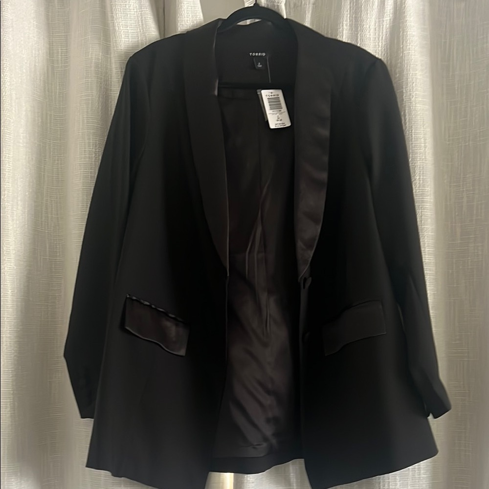 Torrid Black Blazer with Notched Lapels and Relaxed Fit
